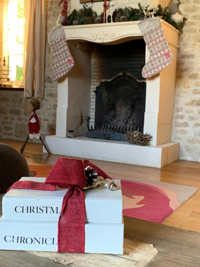 Uniquely Private Holiday Villa In The Charente Puyreaux 外观 照片
