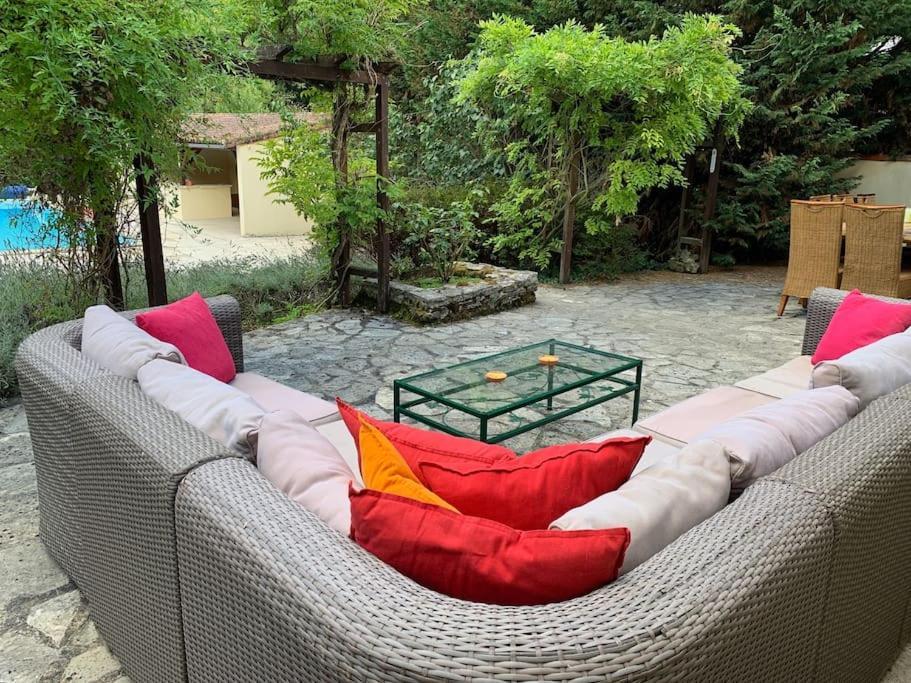 Uniquely Private Holiday Villa In The Charente Puyreaux 外观 照片