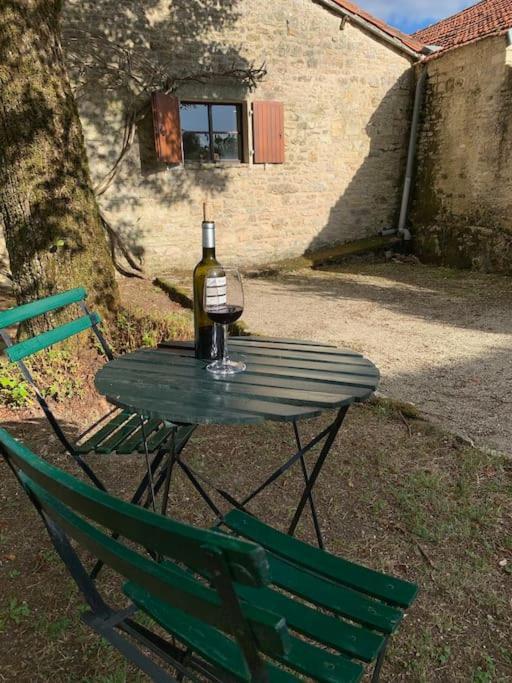 Uniquely Private Holiday Villa In The Charente Puyreaux 外观 照片